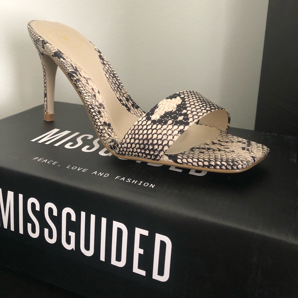 BRAND NEW heels